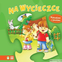 Książka w podróży / na wycieczce Zielona Sowa